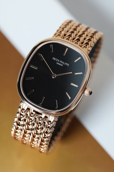 Patek Philippe Golden Ellipse 5738/1R-001